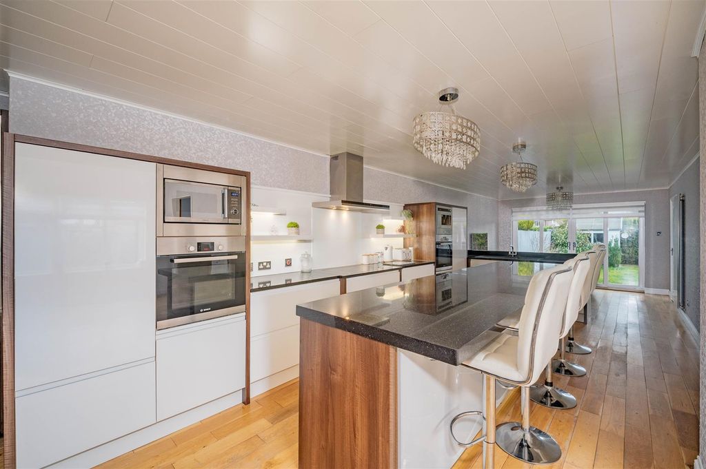 Property photo 3 of 40 281 Strathmartine Road Dundee-28.Jpg
