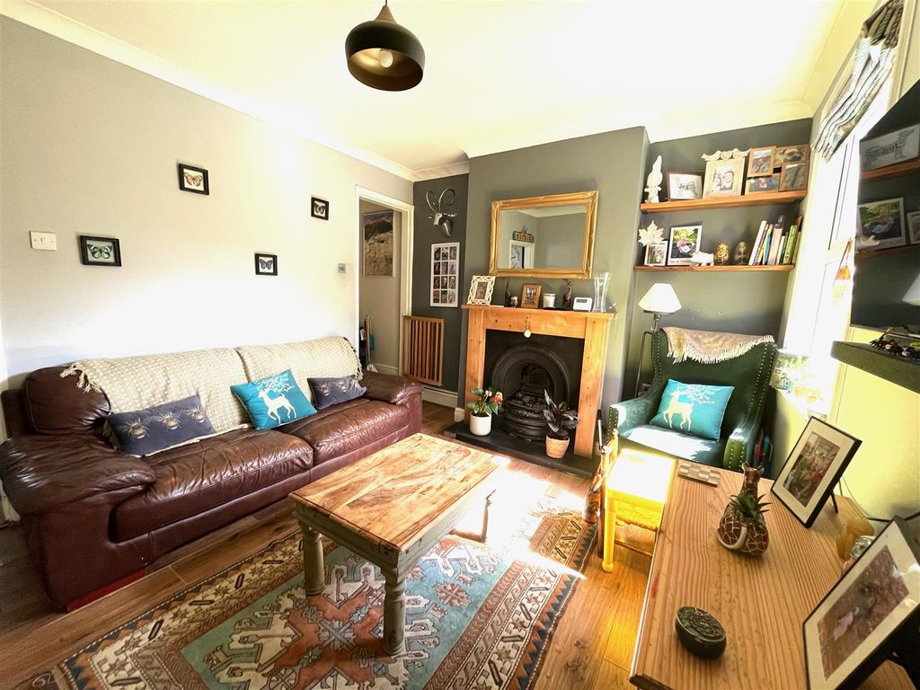 Property photo 2 of 17 Image0 - Copy.Jpeg