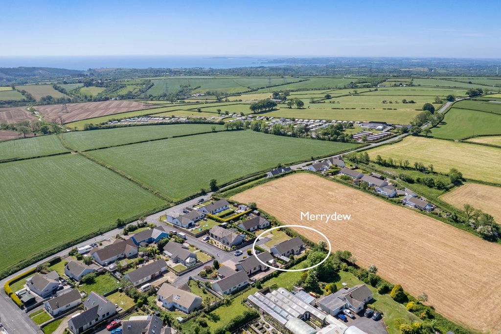 Property photo 2 of 26