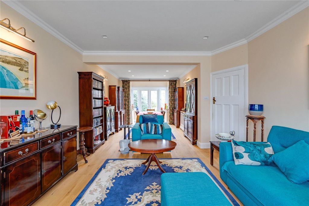 Property photo 3 of 15 Picture No. 10