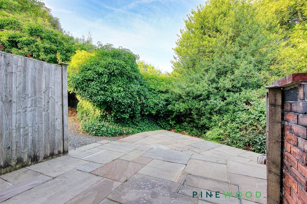 Property photo 2 of 20 Rear Courtyard