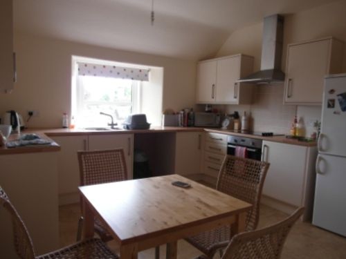 Property photo 3 of 6 Kitchen