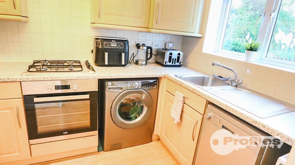 Property photo 3 of 35 Img_0811.Jpg