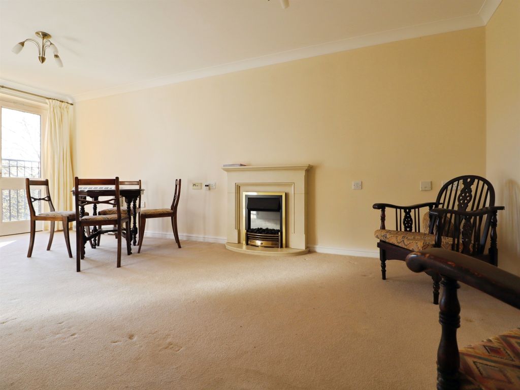 Property photo 3 of 15