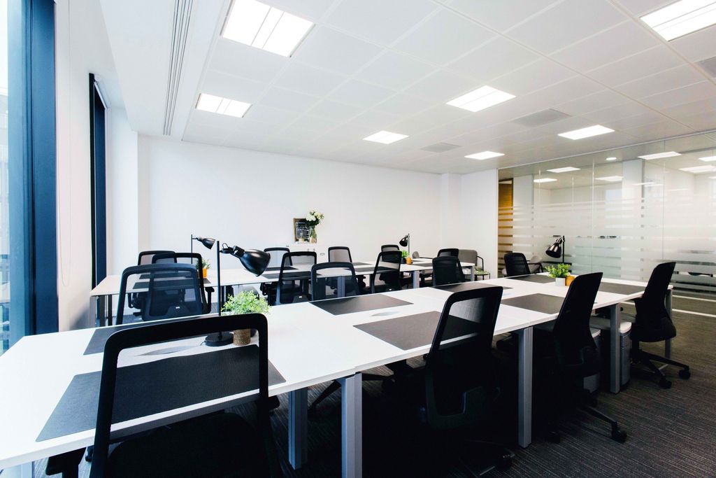 Property photo 1 of 7 Office