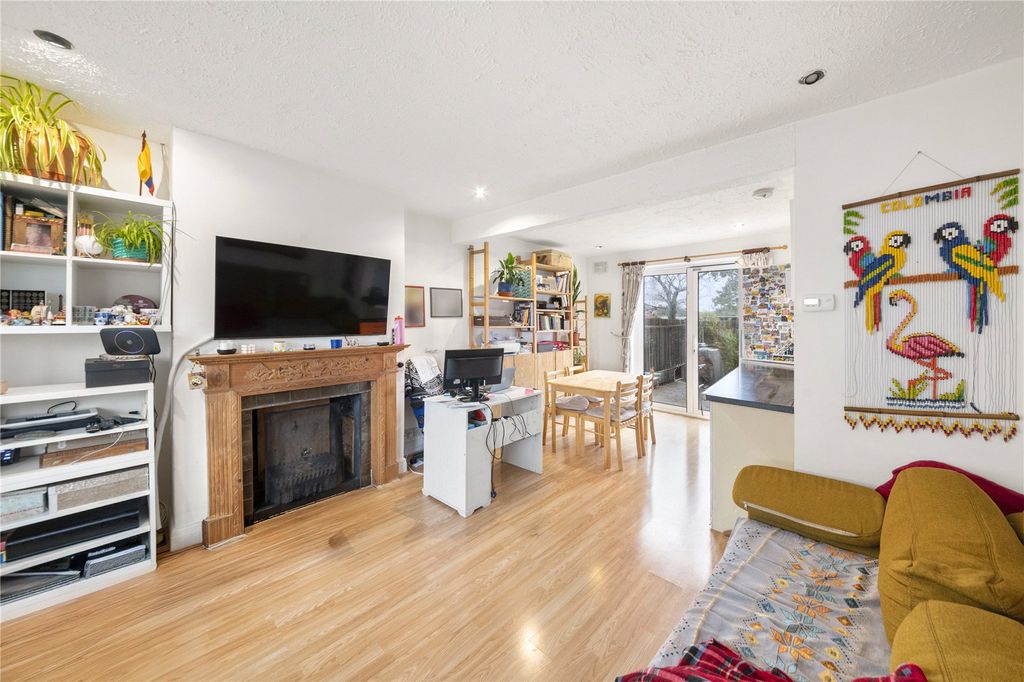 Property photo 3 of 14 Picture No. 08