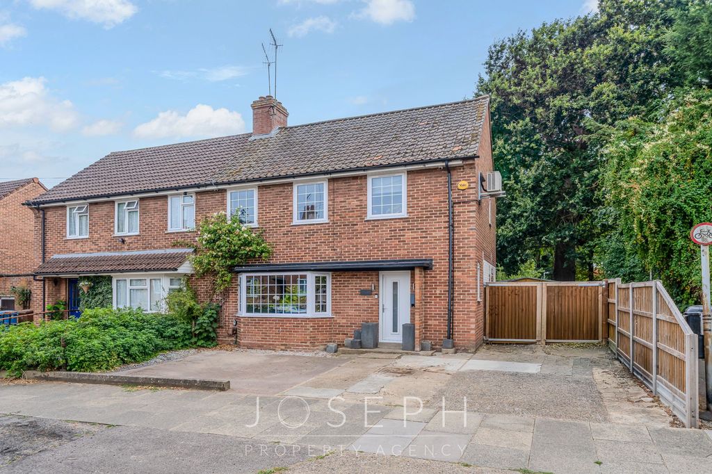 Property photo 1 of 24