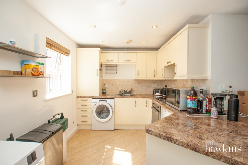 Property photo 3 of 6 Img_0601