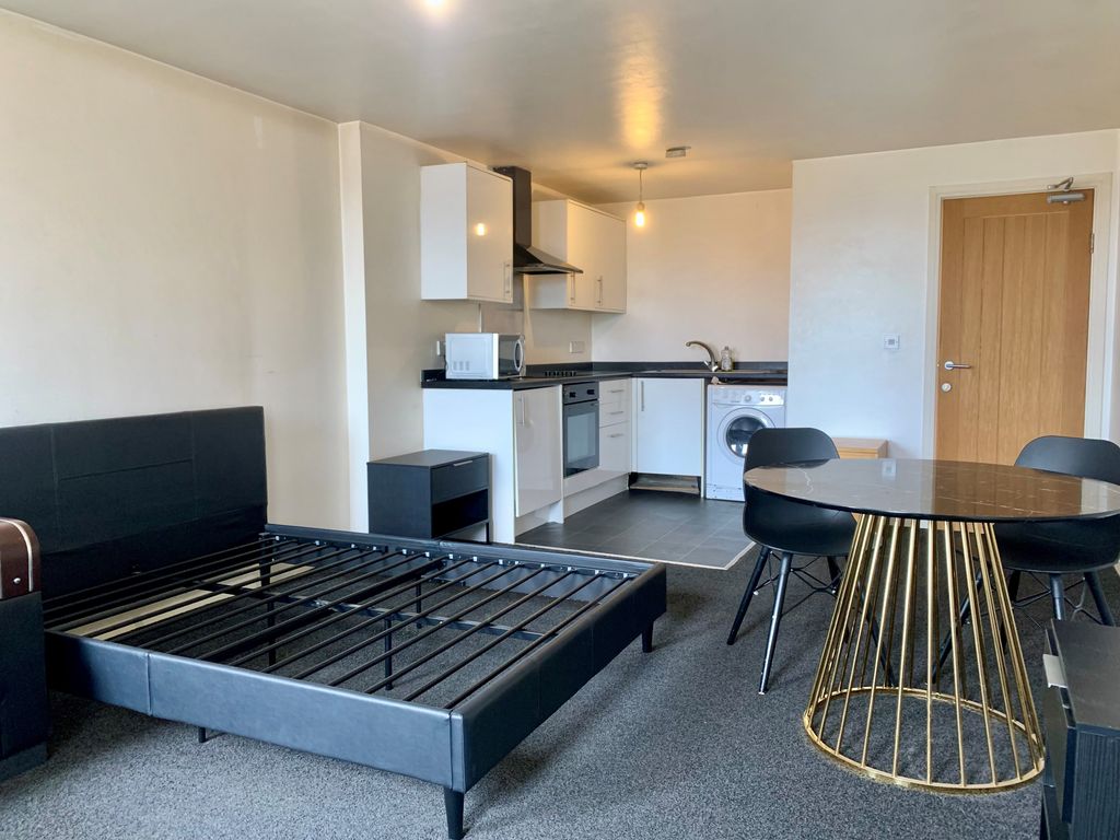 Property photo 1 of 3 Bedroom 1