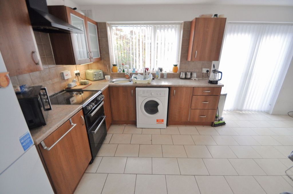 Property photo 3 of 26