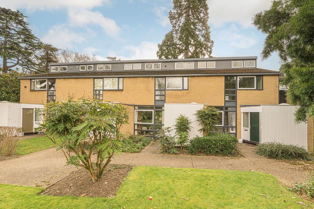 Property photo 1 of 7