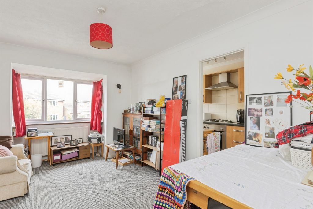 Property photo 3 of 11