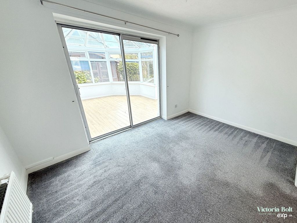 Property photo 3 of 23