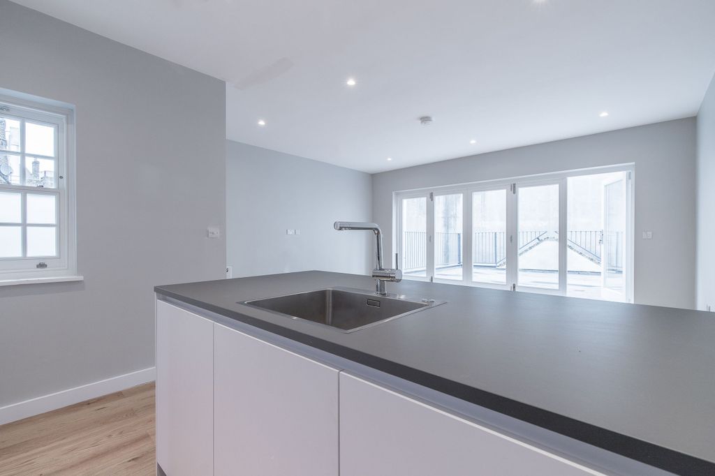 Property photo 2 of 13 Kitchen