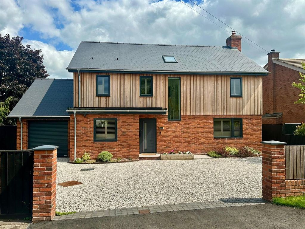 Property photo 1 of 31