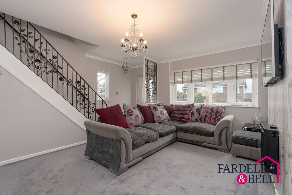 Property photo 3 of 15