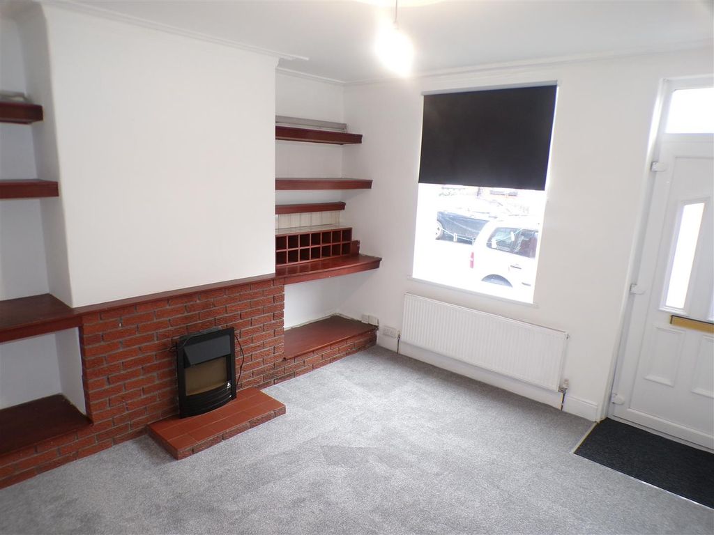 Property photo 2 of 7 100_9484.Jpg