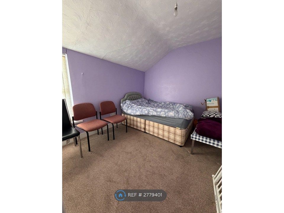 Property photo 1 of 4