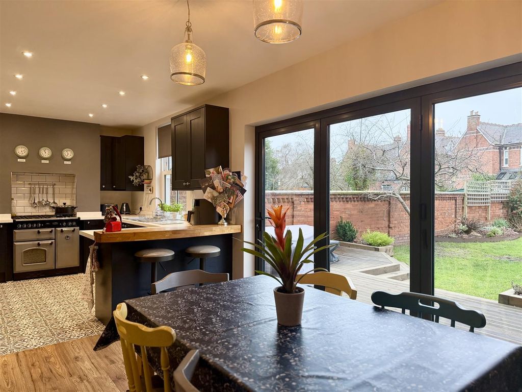 Property photo 2 of 38 Img_4211.Jpeg