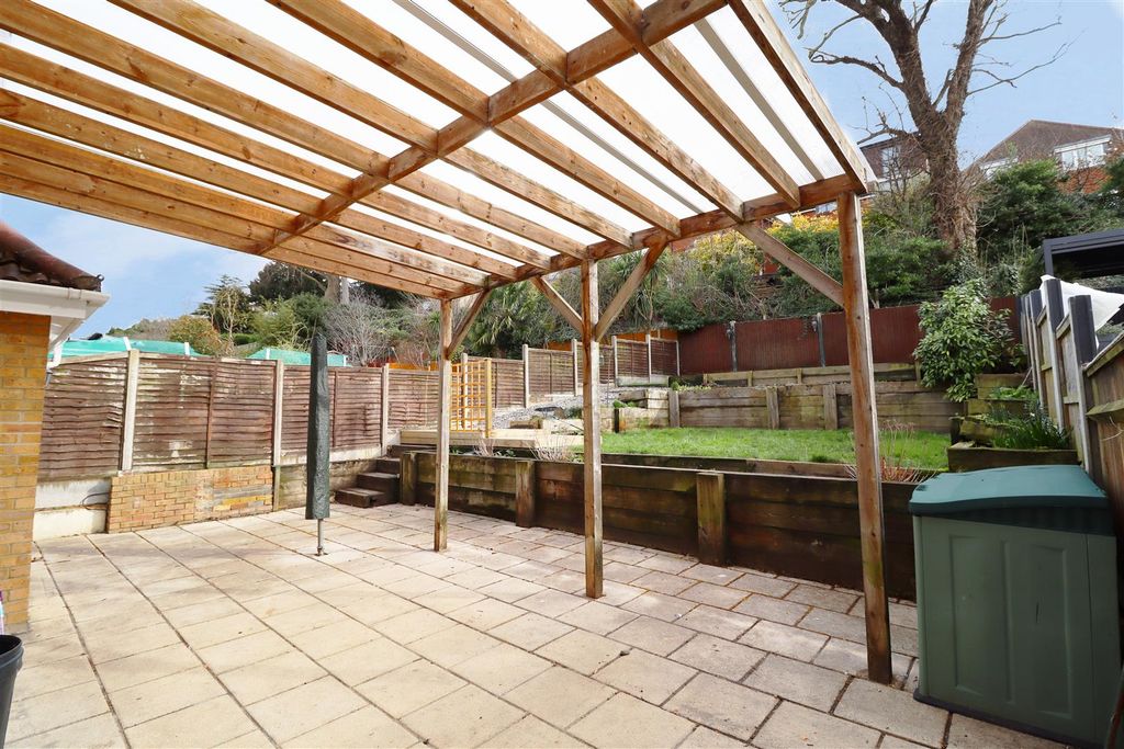 Property photo 3 of 18 Img_9002_Pe.Jpg