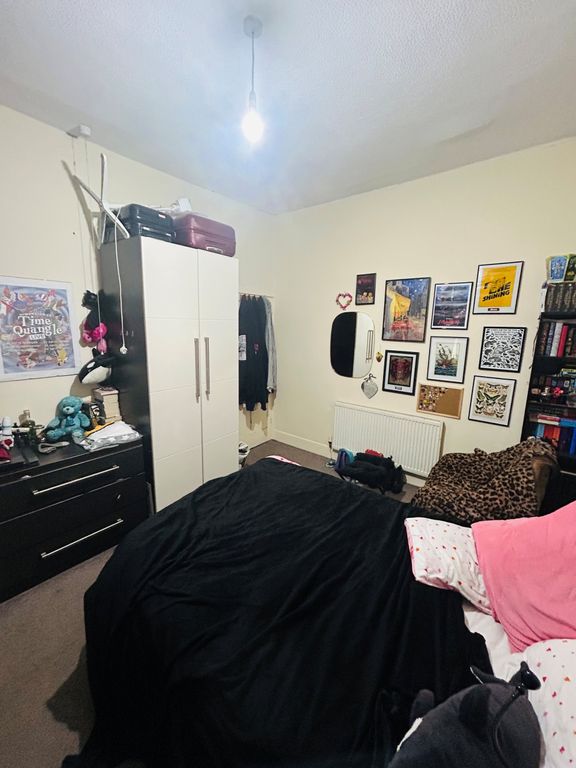 Property photo 3 of 3