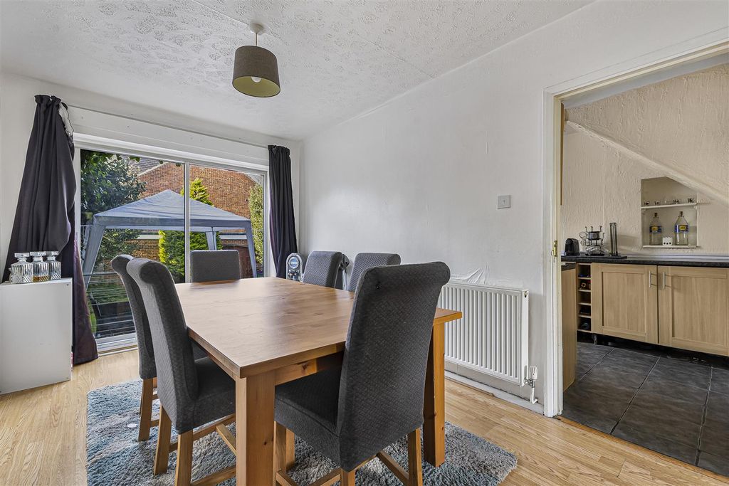 Property photo 3 of 24 B2G_3552.Jpg