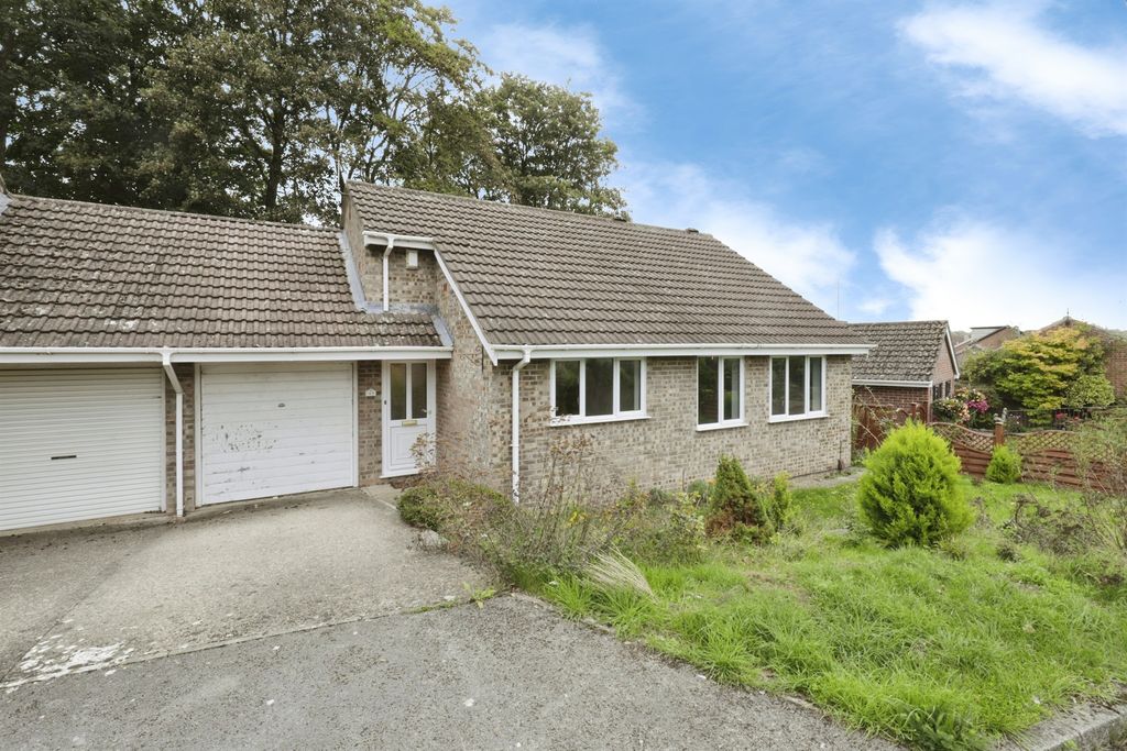 Property photo 1 of 14