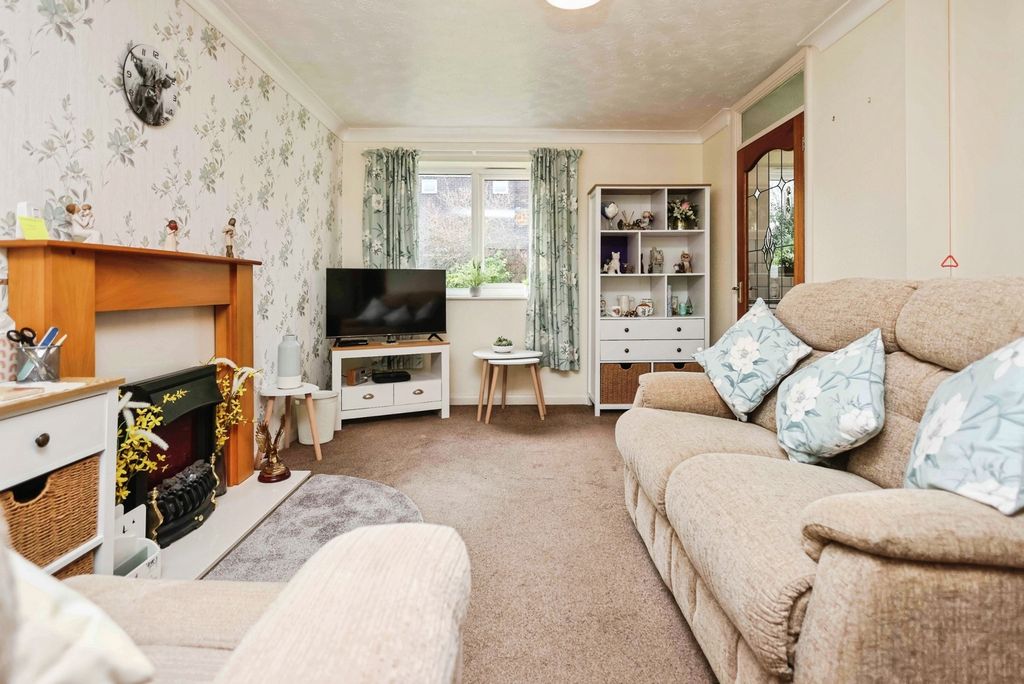 Property photo 2 of 12 Pbox-Img.Jpg