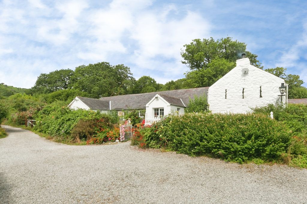 Property photo 1 of 37 Pbox-Img.Jpg