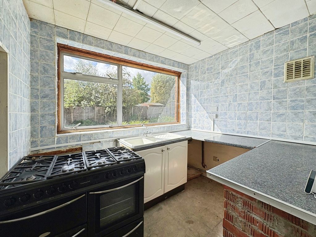 Property photo 3 of 9 Pbox-Img.Jpg