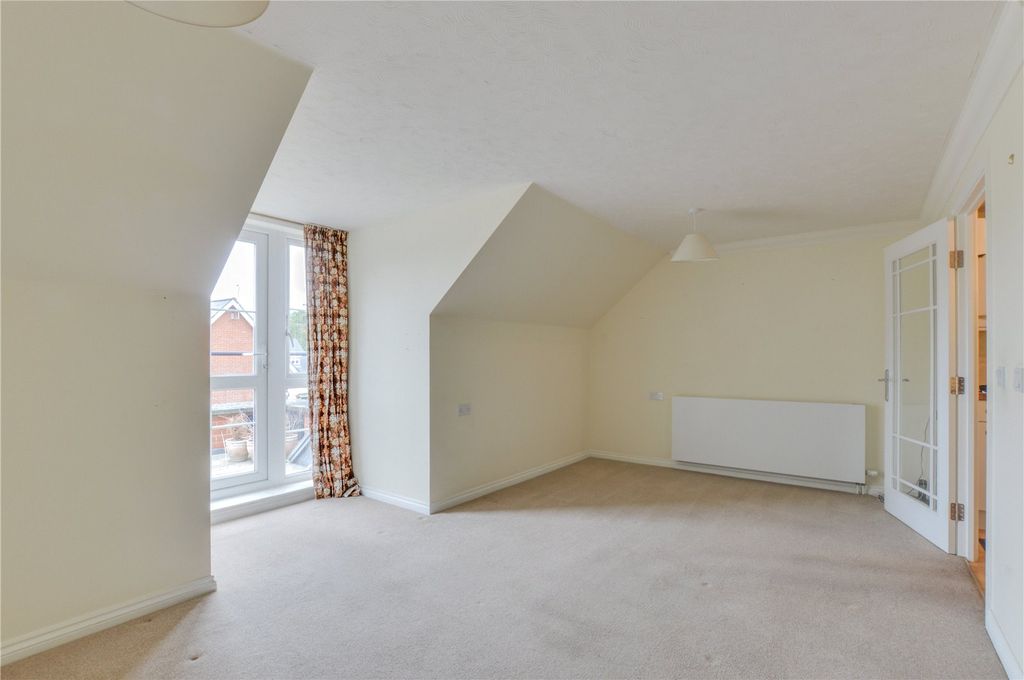Property photo 2 of 11 Picture No. 01