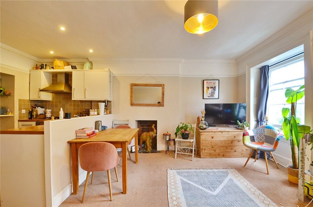 Property photo 2 of 8 Picture No. 02