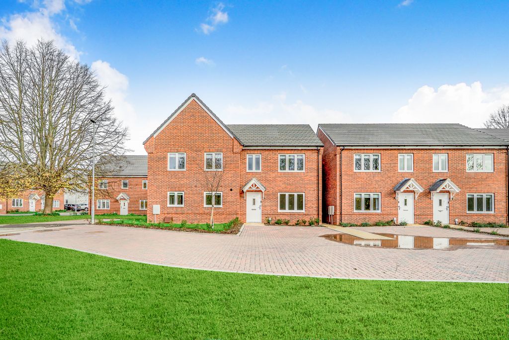 Property photo 2 of 25 Photo