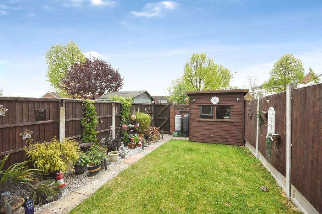 Property photo 2 of 42