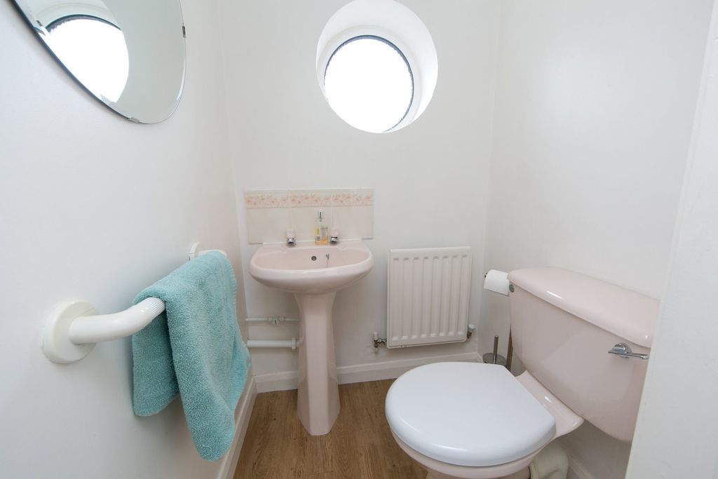 Property photo 3 of 22