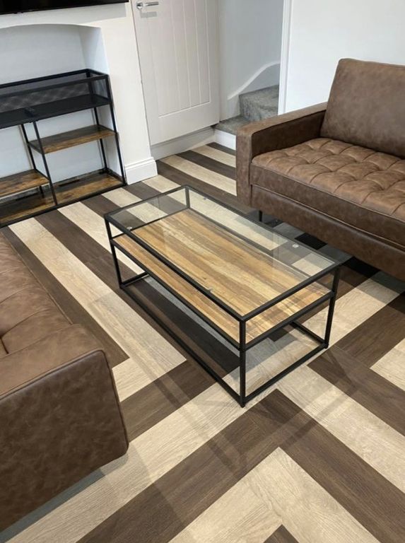 Property photo 2 of 8 8890959.Png