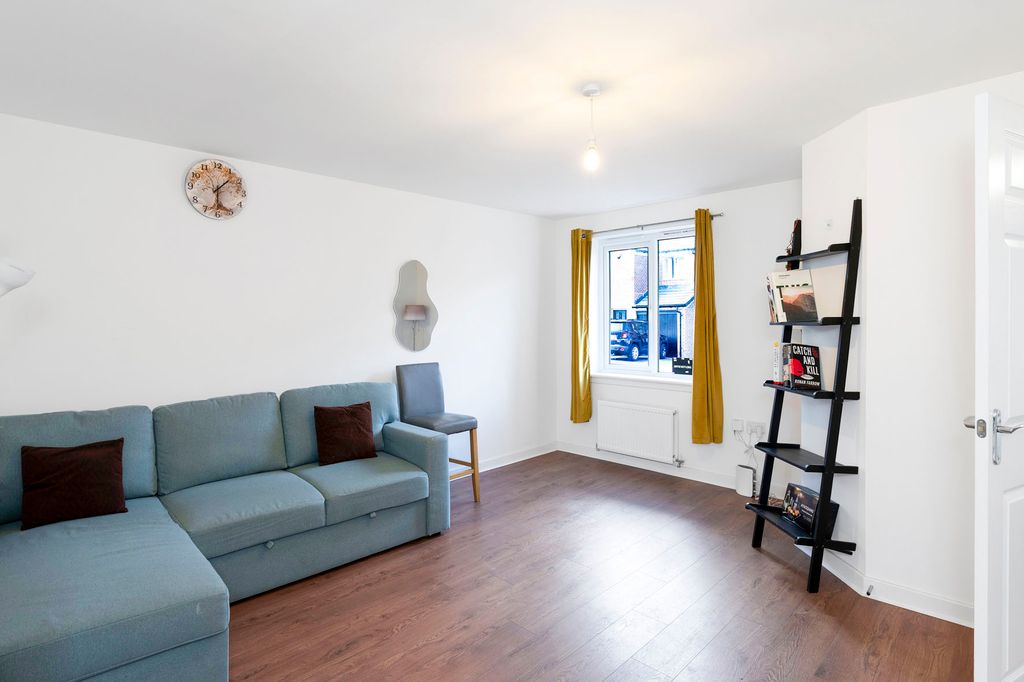 Property photo 2 of 12 Property Image 2