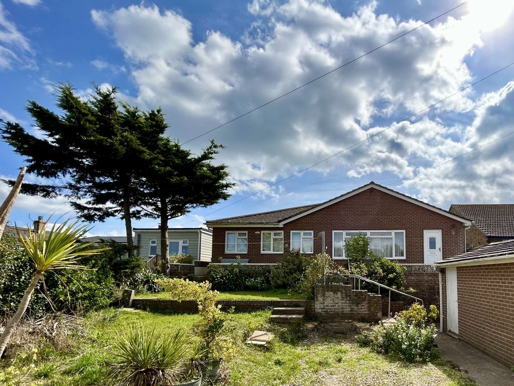 Property photo 1 of 16 Exterior