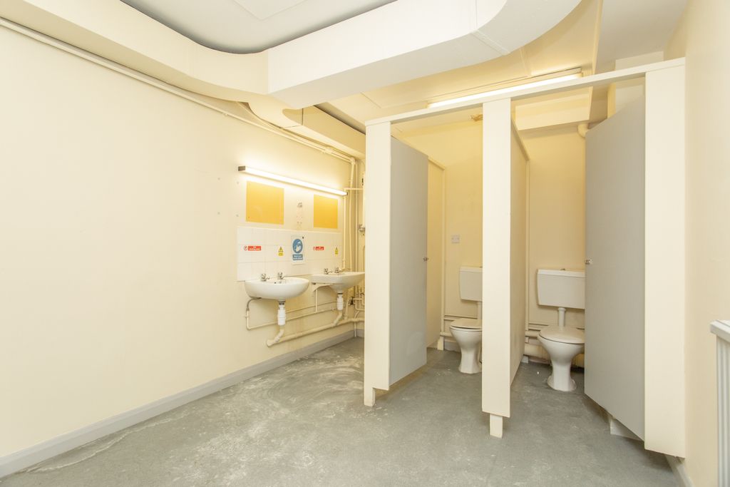 Property photo 2 of 14 General 5E2A4402