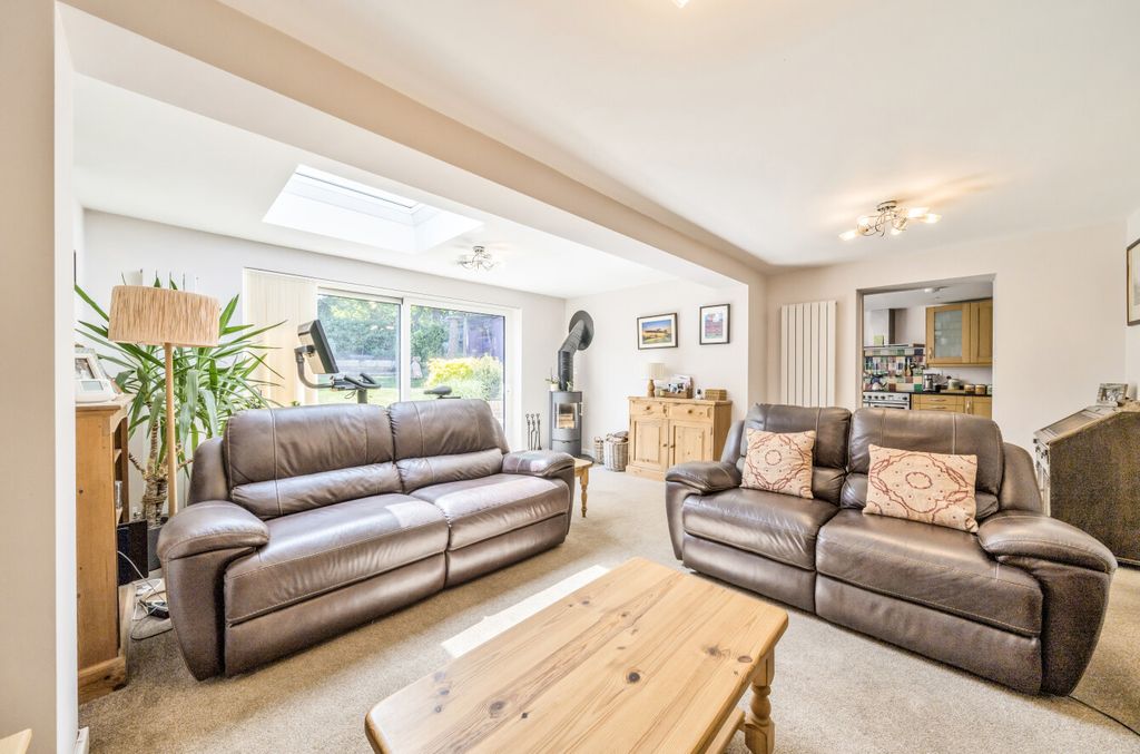 Property photo 3 of 23 15-681Deda722Dd6-...