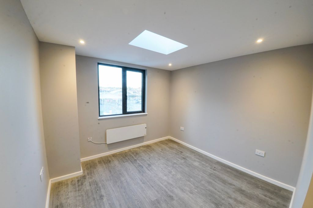 Property photo 2 of 6