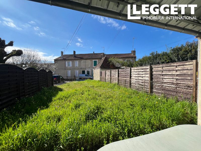 Property photo 2 of 10