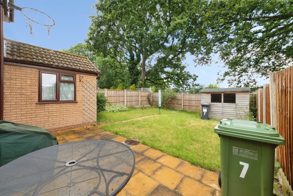 Property photo 2 of 20