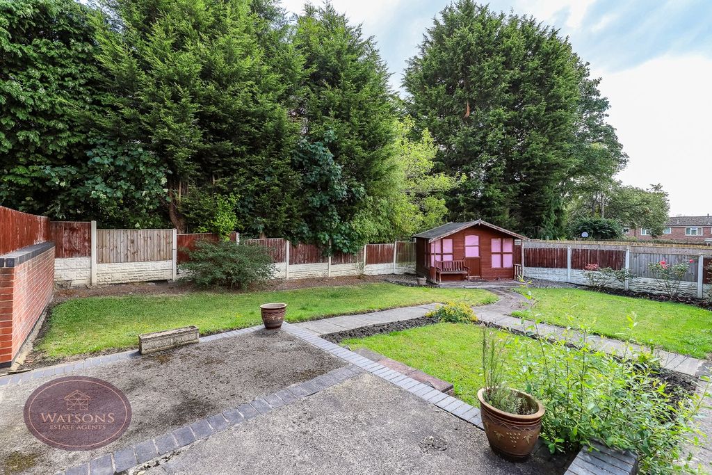Property photo 2 of 23