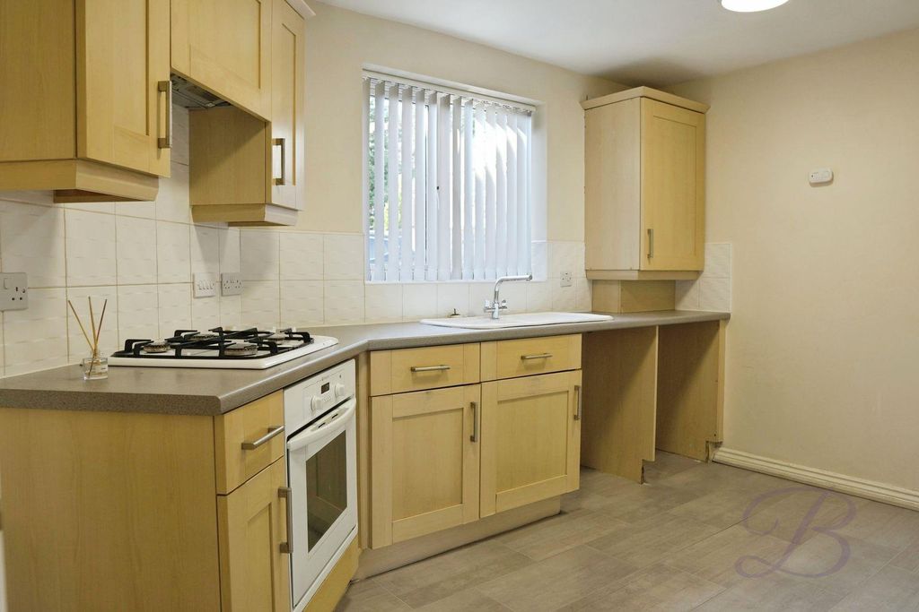 Property photo 2 of 17 D44Foy-Q.Jpg
