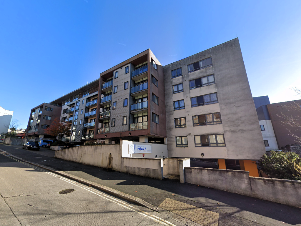 Property photo 1 of 6