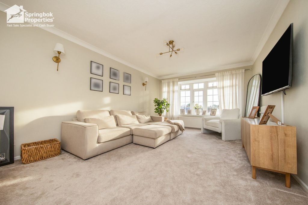 Property photo 2 of 12 Image 1