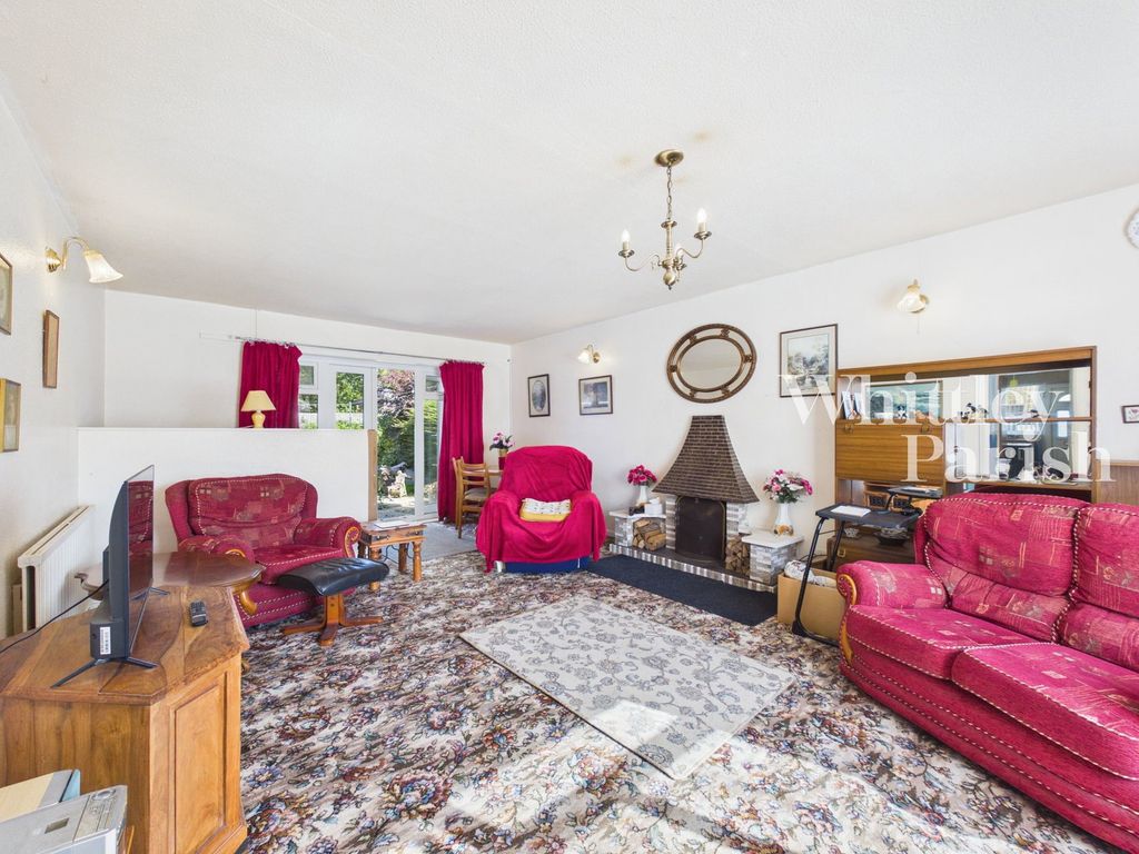Property photo 2 of 15