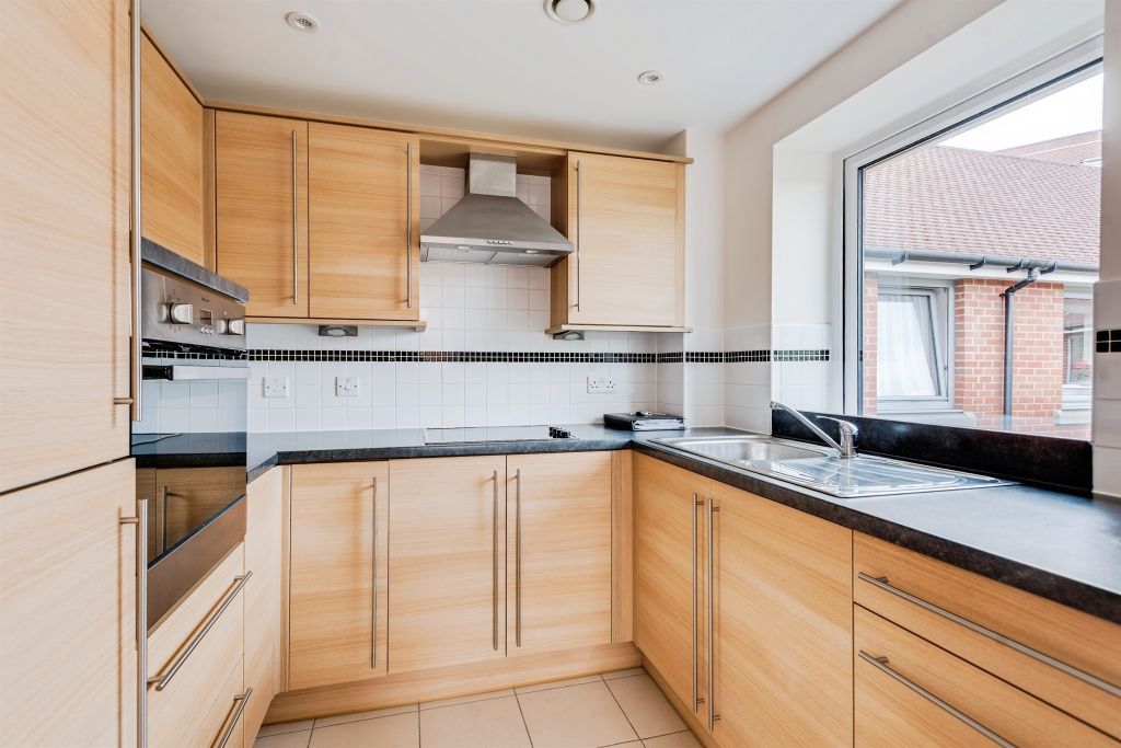 Property photo 2 of 11