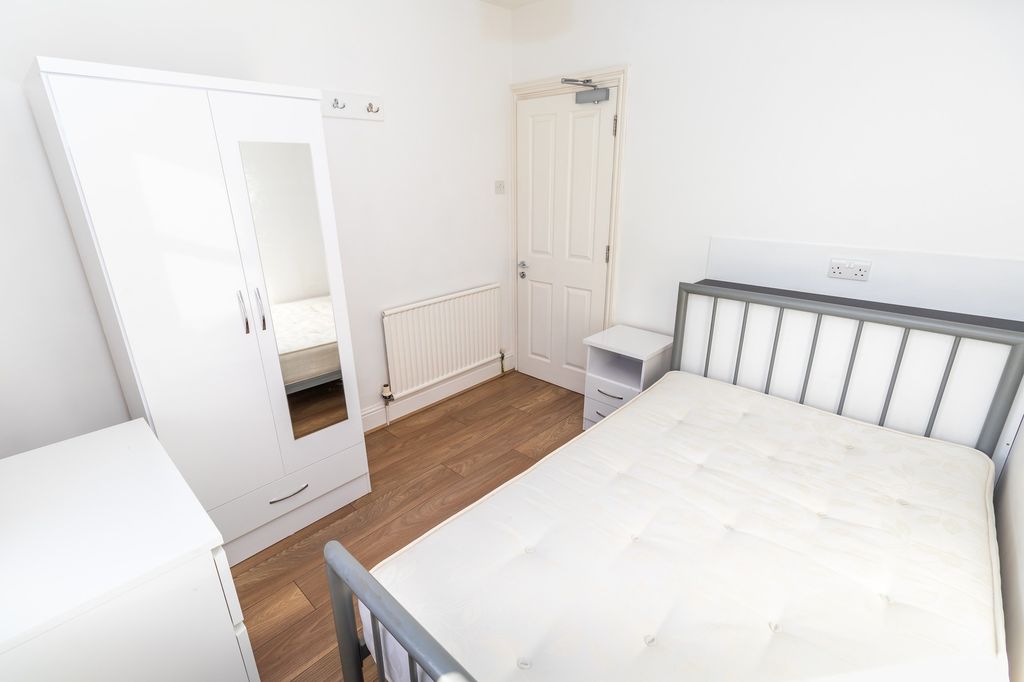 Property photo 1 of 8 Img_3084